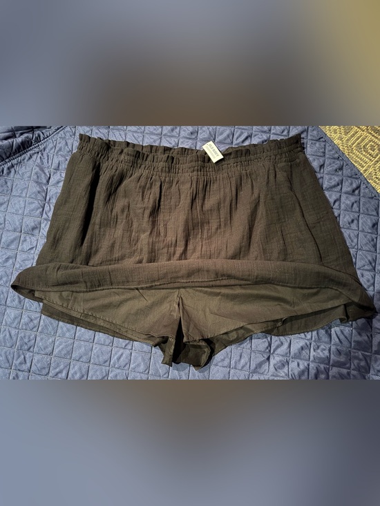 Old Navy Pants - NWT Black Elastic-Waist Casual Shorts